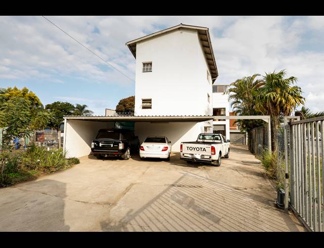 719M² WAREHOUSE FOR SALE IN SPRINGFIELD PARK